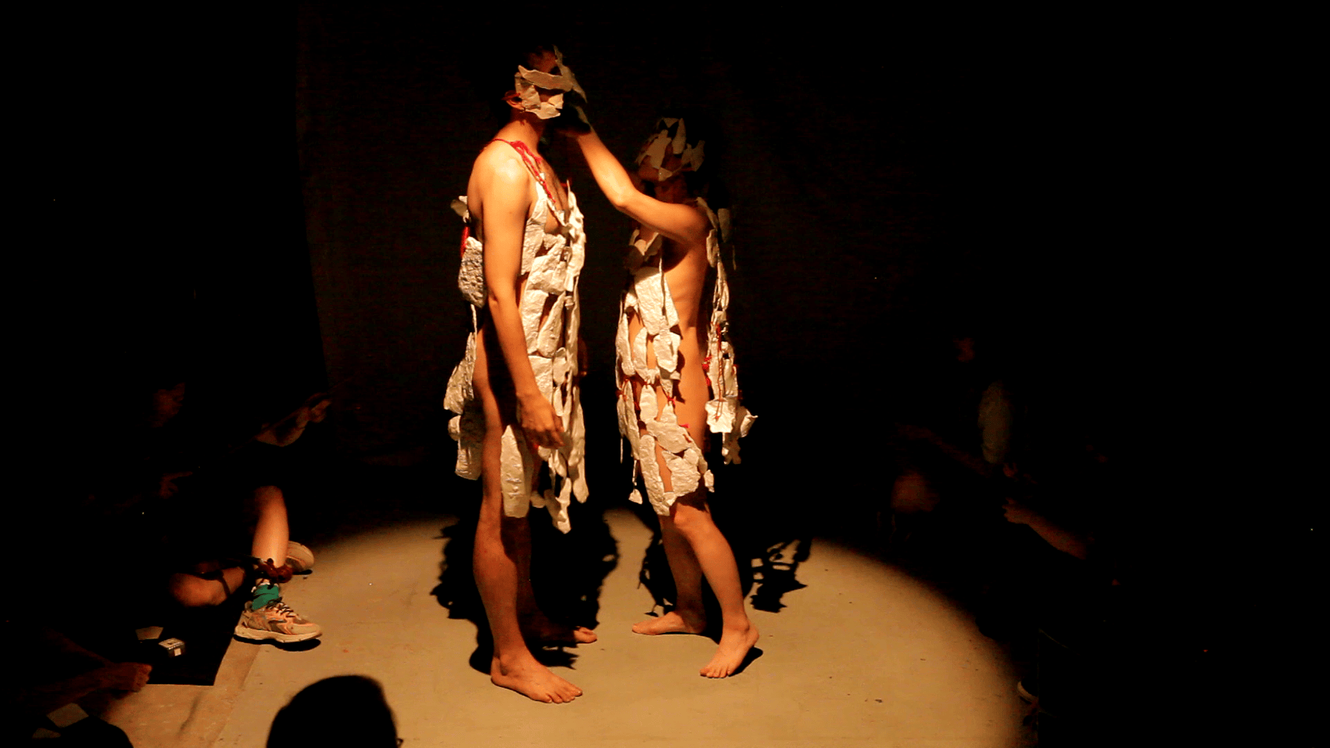 飯沼洋子、『Effeuillage』